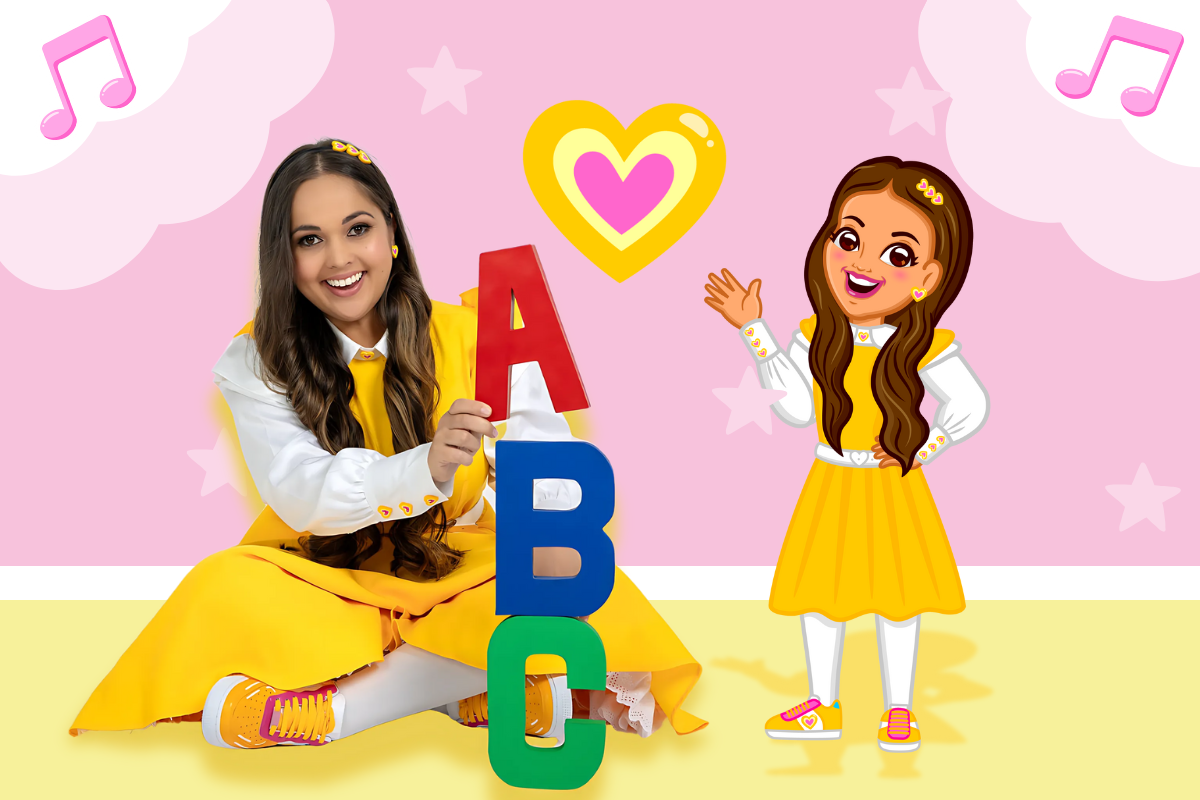 Ms Moni Color In Ms Moni | Toddler Learning Videos